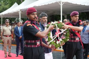 ಯೋಧರ ತ್ಯಾಗವೇ ನಮ್ಮ ಧೈರ್ಯ, ಸ್ವಾತಂತ್ರ್ಯ, ಹೆಮ್ಮೆ: ಸಿಎಂ ಡಿ ಕೆ ಶಿವಕುಮಾರ್