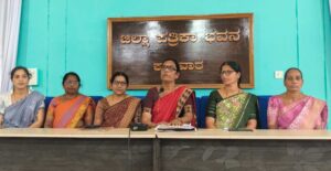 ಸರಕಾರ ನೀಡುವ ಗೌರವ ಧನವನ್ನೇ ಸರಕಾರದ ಕೆಲಸಕ್ಕೆ ವೆಚ್ಚ ಮಾಡುವ ದುಸ್ಥಿತಿ!