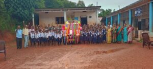 ಮಾಳ್ಕೋಡ ಸರಕಾರಿ ಶಾಲೆಗೆ ವಾಹನ ಸೌಲಭ್ಯ: ಪ್ರಸ್ತುತ ವಿದ್ಯಾರ್ಥಿಗಳಿಗೆ ಸಾಥ್ ನೀಡಿದ ಹಳೆ ವಿದ್ಯಾರ್ಥಿಗಳು 