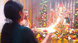 ಜಿಲ್ಲಾಧಿಕಾರಿಯಿಂದ ಗಣಪನಿಗೆ ವಿಶೇಷ ಪೂಜೆ!
