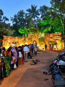 ಝೂ ಸರ್ಕಲ್ ಗಜಾನನೋತ್ಸವದಲ್ಲಿ ಕಣ್ಮನ ಸೆಳೆದ ‘ಶ್ರೀಕೃಷ್ಣ ಬೃಂದಾವನ’