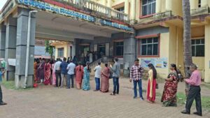 ಪಶ್ಚಿಮ ಪದವೀಧರ ಕ್ಷೇತ್ರದ ಚುನಾವಣೆ ಶಾಂತಿಯುತ ಅಂತ್ಯ: ಜಿಲ್ಲೆಯಲ್ಲಿ ಶೇ. 76.52 ಮತದಾನ