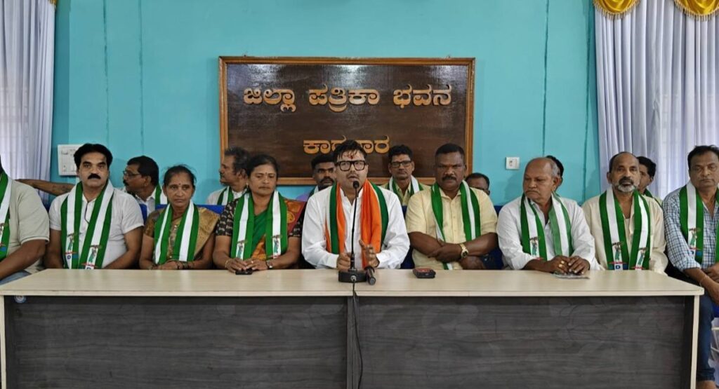 ಮುಂದಿನ ಚುನಾವಣೆಯಲ್ಲಿ ಸ್ಪರ್ಧೆ ಖಚಿತ: ಆನಂದ ಅಸ್ನೋಟಿಕರ್