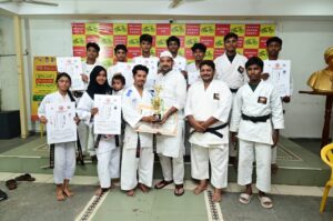 ಕದ್ರಾದ ಕೆಪಿಸಿ ಕಾಲೋನಿಯ 8 ವಿದ್ಯಾರ್ಥಿಗಳಿಗೆ ಕರಾಟೆ ಬ್ಲ್ಯಾಕ್ ಬೆಲ್ಟ್